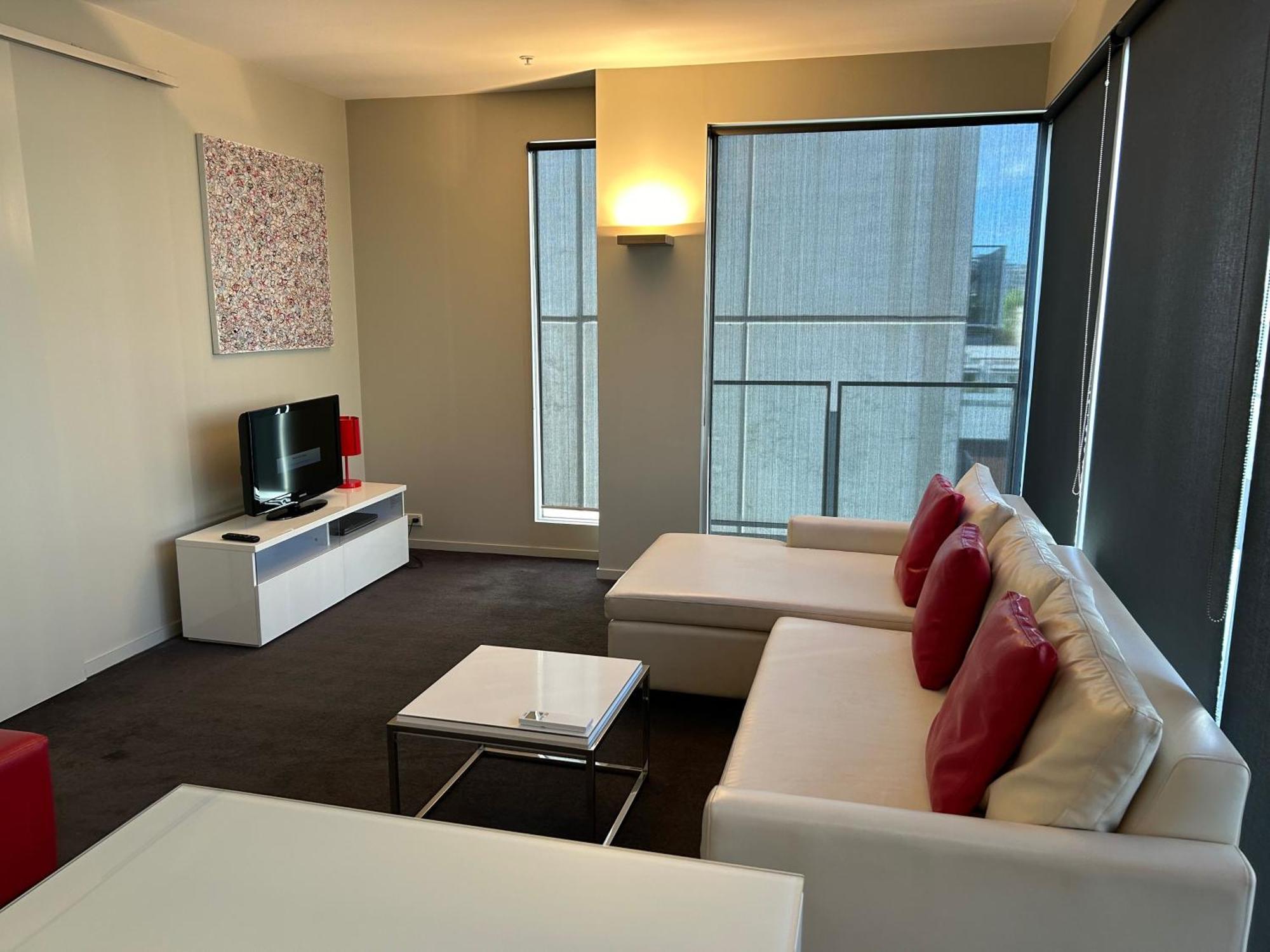 Adele Apartment Hotel East Melbourne Bagian luar foto